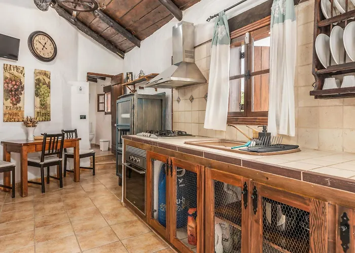 San Roque * 圣米格尔德阿沃纳